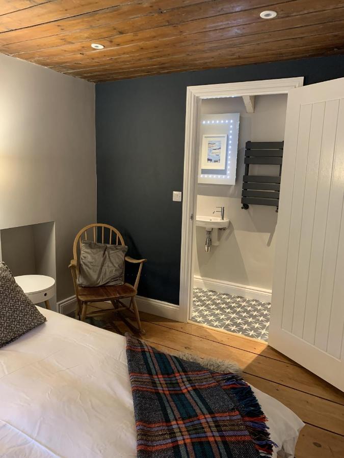Min-Y-Fford Sleeps 6 Plus Pet Newport  Kültér fotó
